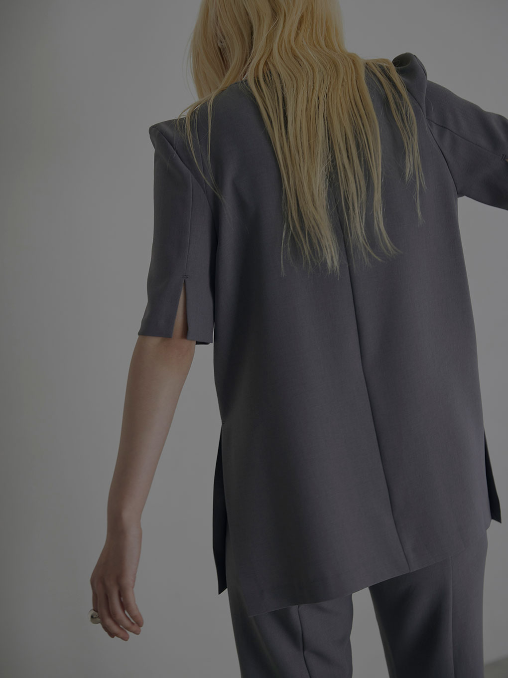 AMERI UNWIND CONSTRUCTION SHOULDER TOP - シャツ/ブラウス(半袖/袖なし)