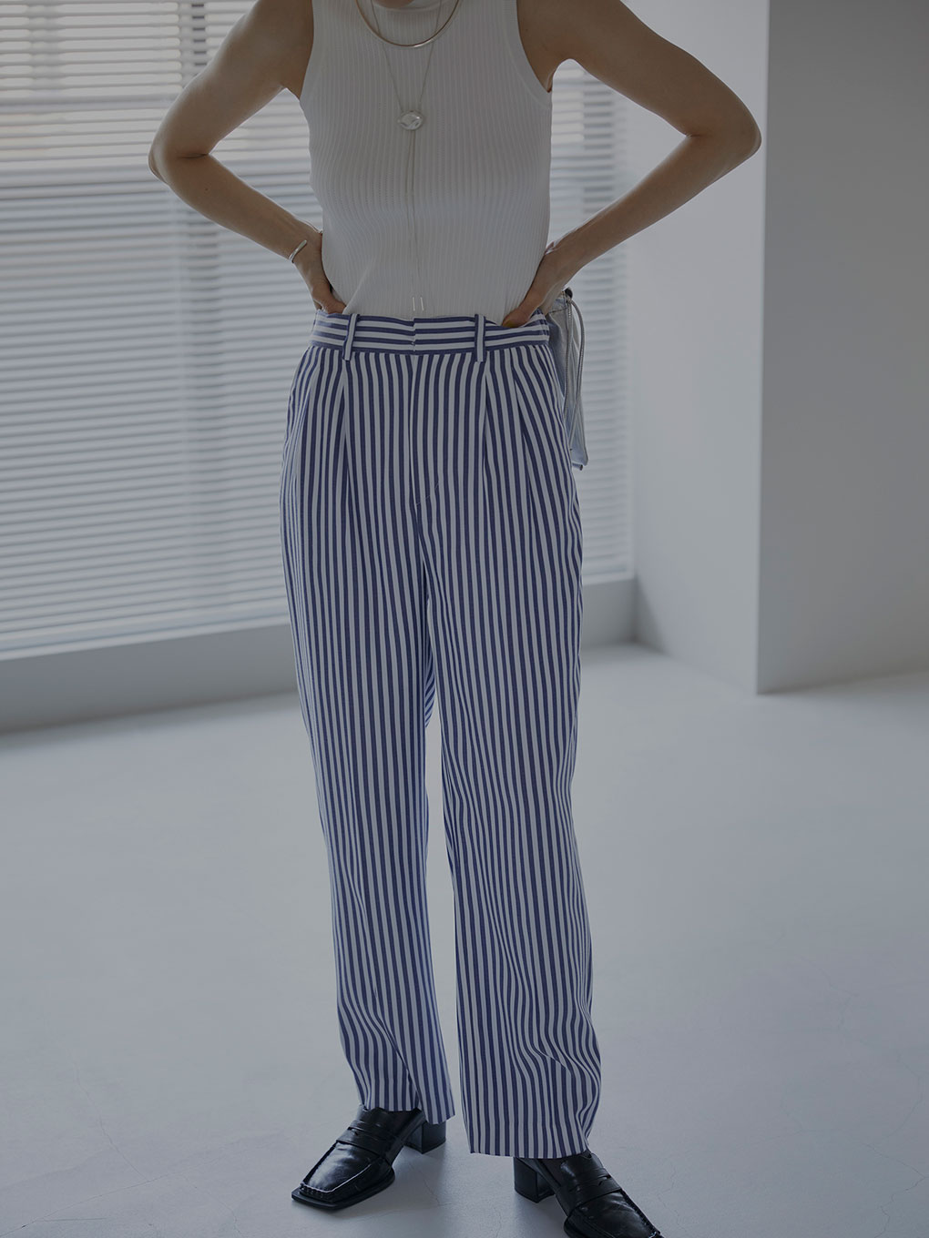 Ameri VINTAGE STRIPE SLIM STRAIGHT PANTS tic-guinee.net